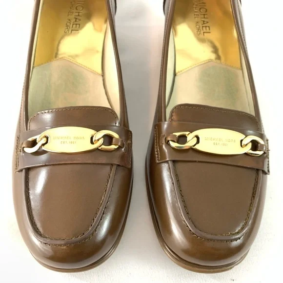 Michael Kors patent leather round toe loafers 7 M - Picture 5 of 15